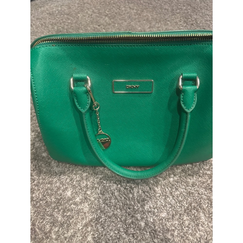 DKNY Green Saffiano Leather Satchel Handbag‎ Crossbody Gold Hardware Logo Charm